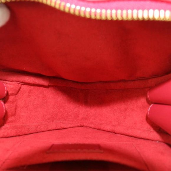 Louis Vuitton Limited Edition Red Quilted Leather - Picture 12 of 12